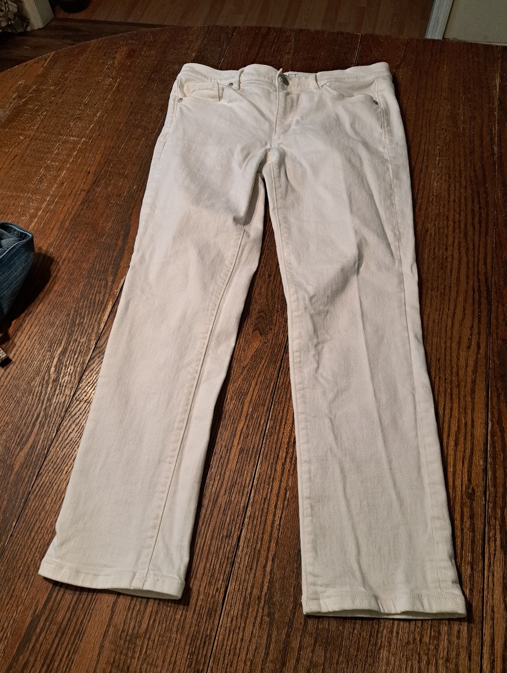 Size 6 Loft Outlet Modern Crop White Jeans Casual Pants With Pockets Belt Loops
